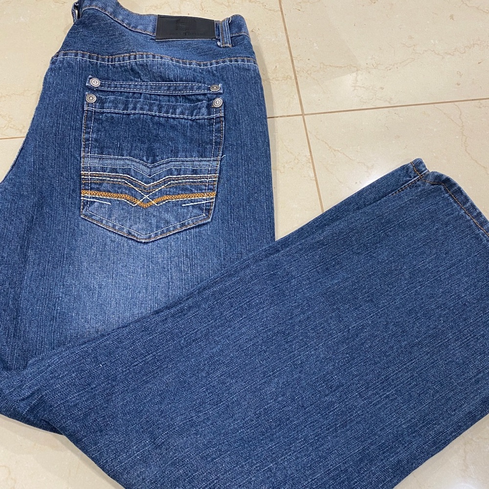 Loose Thread Mens Jeans